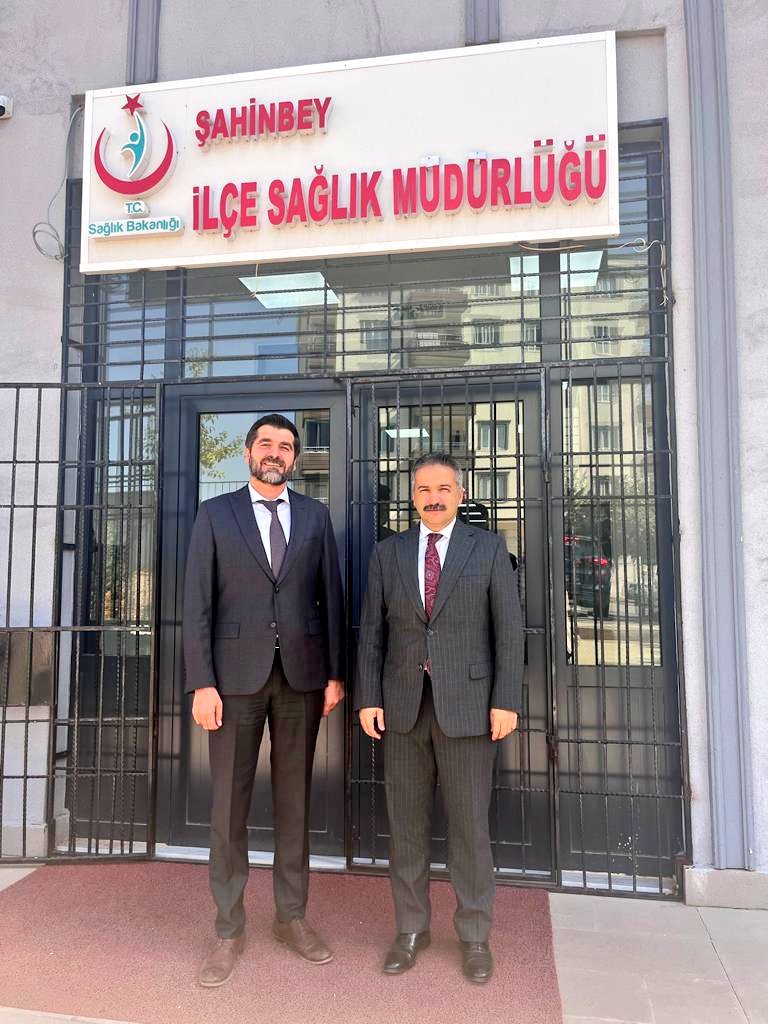 Kaymakamımız Mehmet Emin Taşçı, İlçe Sağlık Müdürlüğünü ziyaret ederek ilçemizde yürütülen çalışmalar hakkında bilgi aldı.